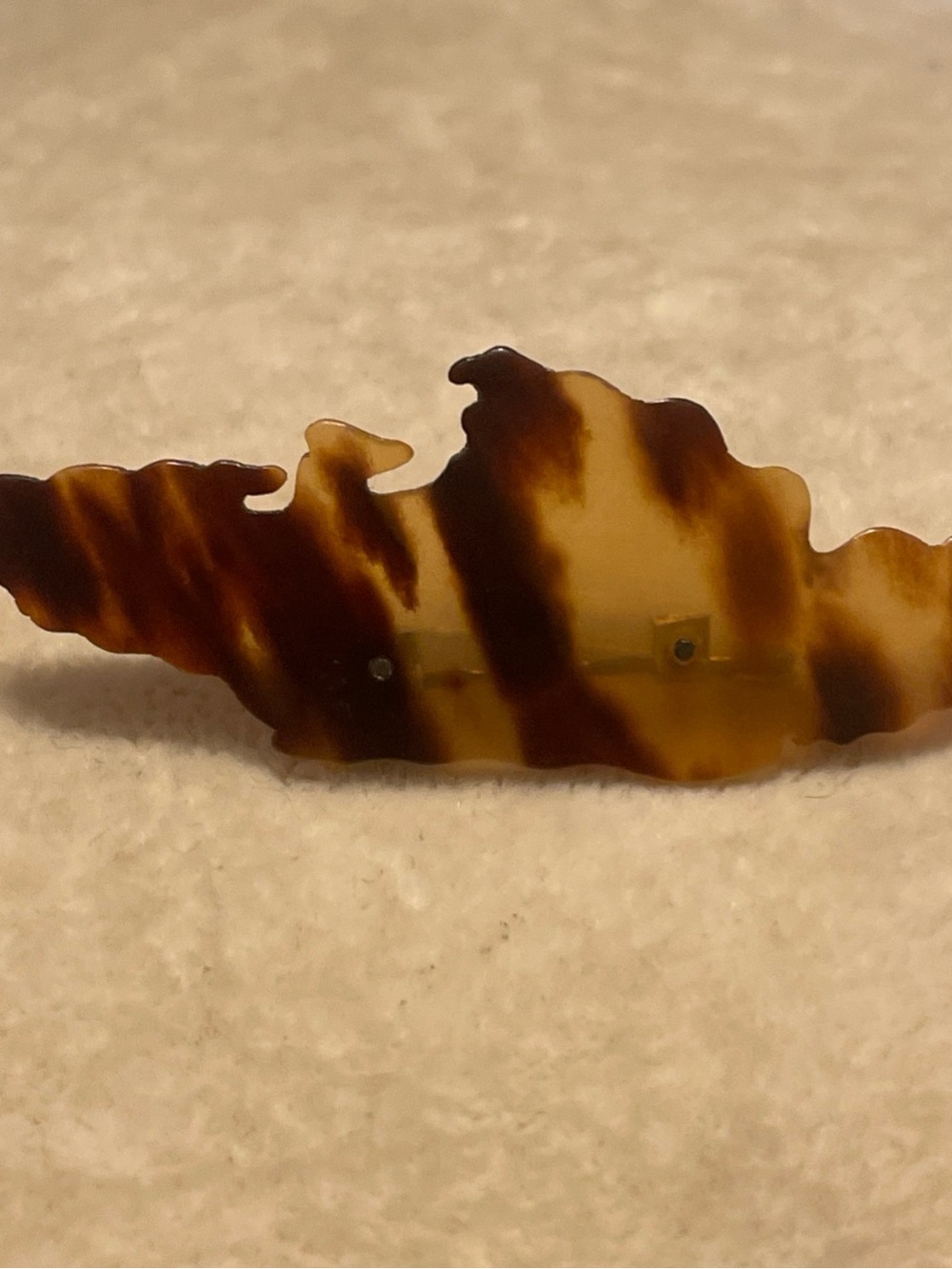 Vintage Tortoiseshell lucite Brown tortoise shell Pattern brooch pin